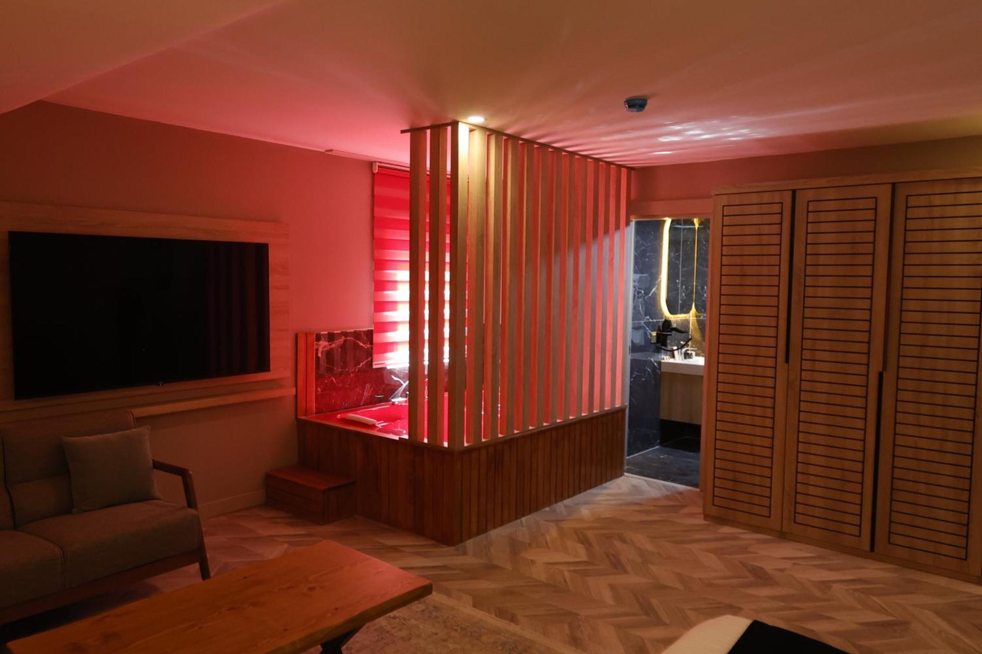 Iron Loft Hotel Isparta Extérieur photo